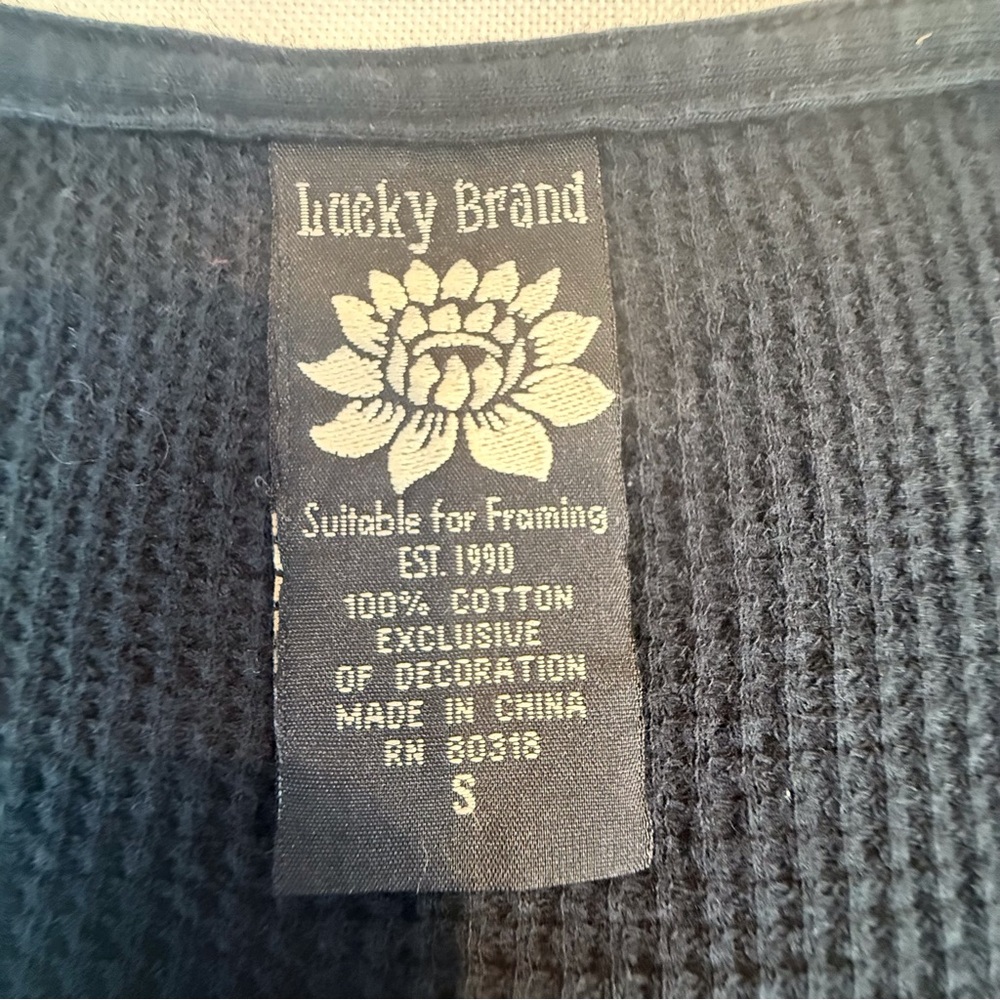 Lucky Brand Black Top with Cream Bird Design - Picture 9 of 16